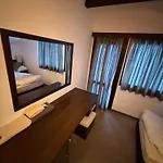 Bed & Breakfast барбел 3*