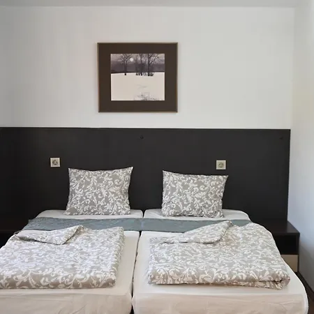 Нощувка със закуска (B & B) барбел
