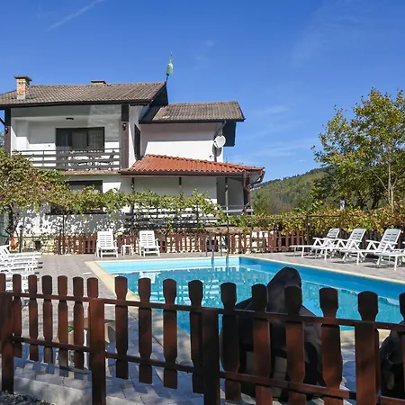 барбел Bed & Breakfast 3*