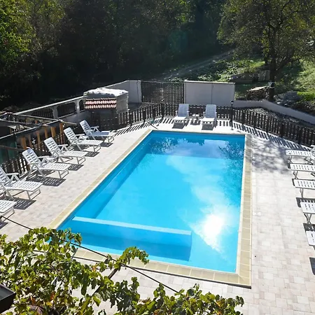 барбел Bed & Breakfast Golyam Izvor